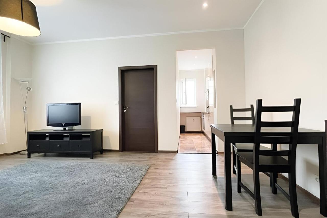 City Center Apartment In Middle Of Bratislava Exteriör bild