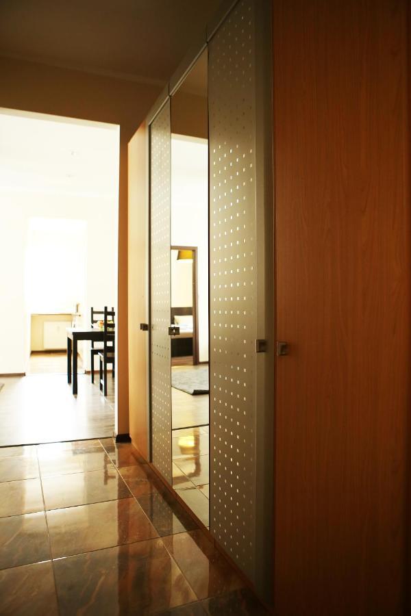 City Center Apartment In Middle Of Bratislava Exteriör bild
