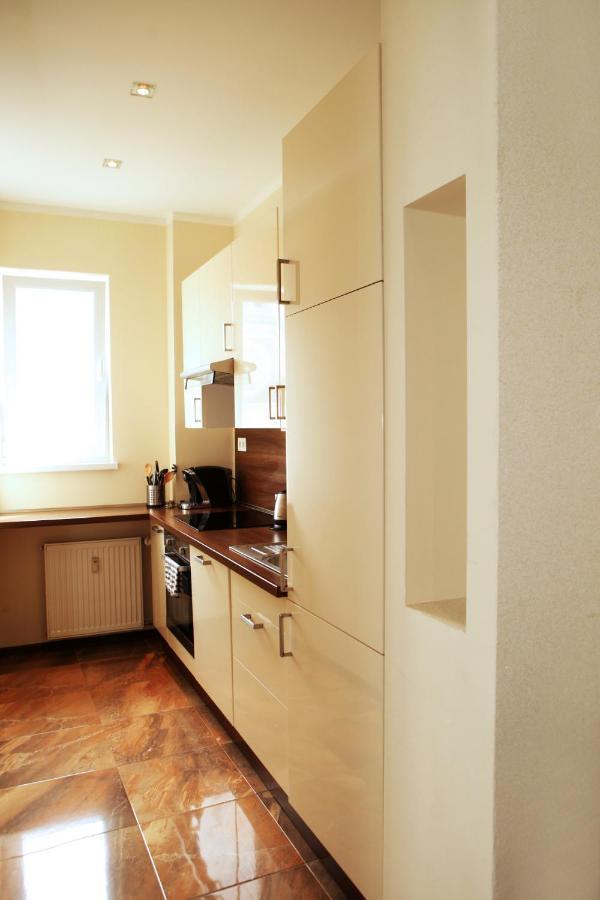 City Center Apartment In Middle Of Bratislava Exteriör bild