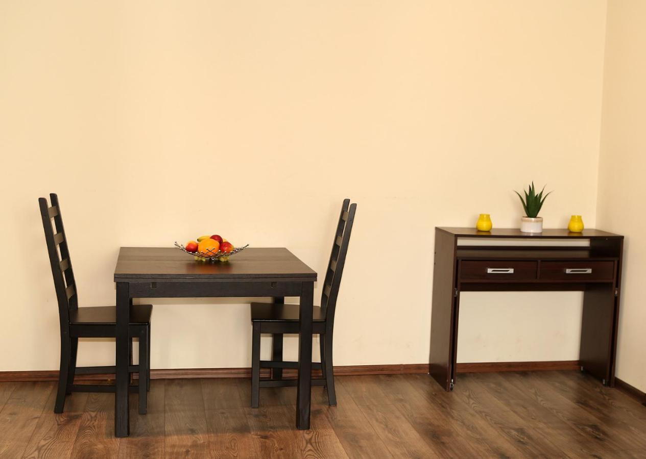 City Center Apartment In Middle Of Bratislava Exteriör bild